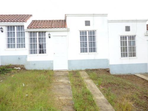 vendo casa de un nivel en altos de las villas del milagro