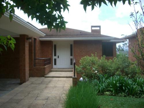 VENTA / ALQUILER DE CASA EN LAS LUCES KM 13.5 CARRETERA A EL SALVADOR