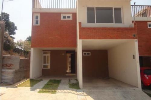 En Residenciales Los Olivos zona 18