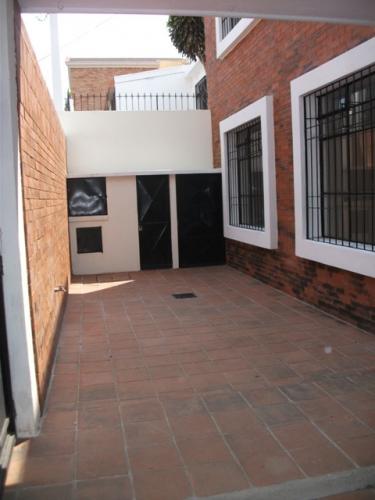 Casa en renta, zona 10