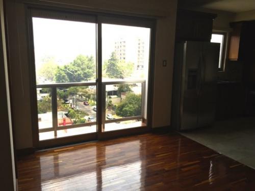 Apartamento en renta, zona 15