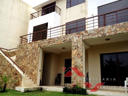 Exclusiva casa, km. 12.5 C. Salvador, Frente a Santa Rosalia, 4 dormitorios, 600m2