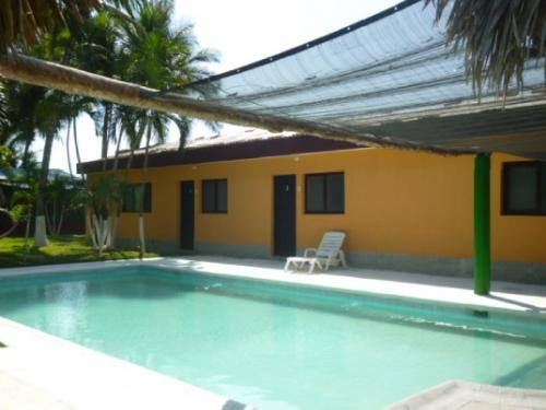Venta de hotel en Km.4.5 carretera principal hacia Monterrico