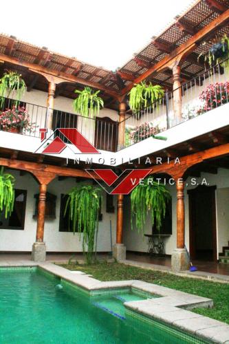 Vendo Preciosa y amplia casa, Antigua Guatemala, Barrio Belencito