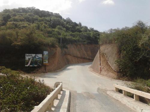 Vendo de 1 a 5 manzanas Carretera Atlantico Km 18, hacia San Jose Del Golfo