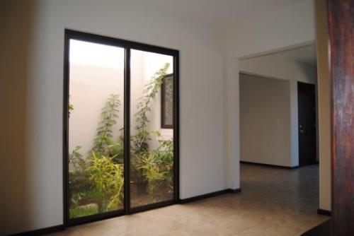 Casa en venta, carretera a Fraijanes