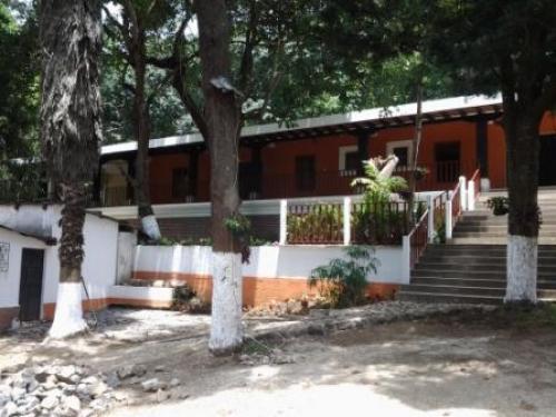 Casa y Terreno en Antigua Guatemala
