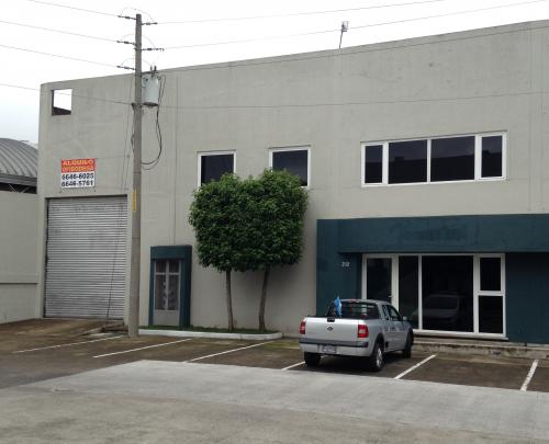 ALQUILO OFIBODEGA KM. 14 CARRETERA A EL SALVADOR