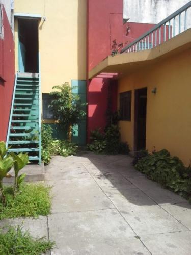 GANGA!! APROVECHE!! A UNA CUADRA DE AV- CASTELLANA Y UNA CUADRA DE LA TERMINAL Z4