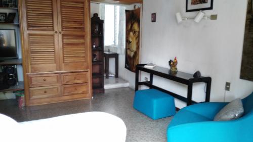 Se alquila apto zona 15