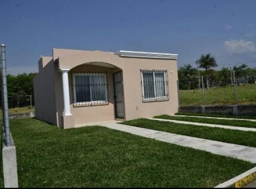 Casa Clasica Totalmente amueblada en Condado San Felipe Retalhuleu a 2 minutos del IRTRA