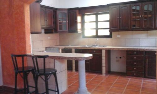 VENDO PRECIOSA CASA EN CONDOMINIO BELLA VISTA 