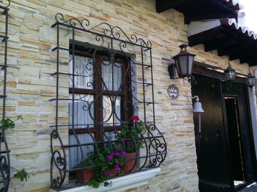 RENTA DE CASA EN CONDOMINIO PRÓXIMO A ANTIGUA GUATEMALA