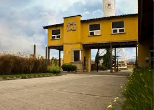 GANGA!!!!!! VENDO DERECHO DE LLAVE O CASA AL CONTADO