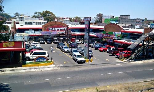Propiedad Comercial en Venta Sobre Blvd. Principal de San Nicolás / GuateProperties