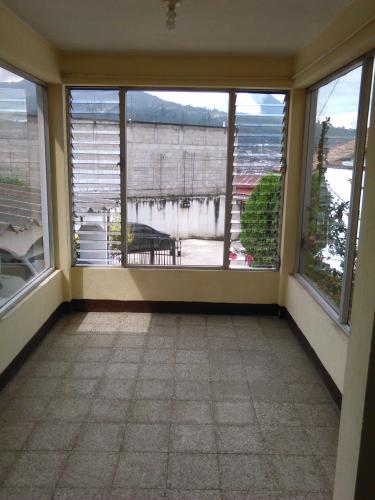 En Centro Histórico se Renta Apartamento