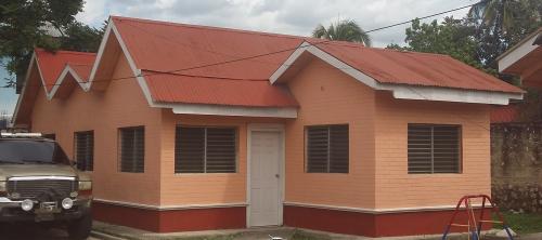 Hermosa Residencia en  Renta en San Benito  Peten