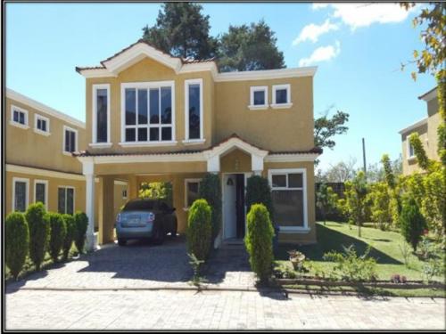 Casa en San Lorenzo de Almagro