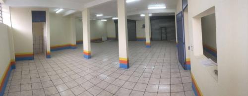 SE RENTA  LOCAL GRANDE EN ZACAPA