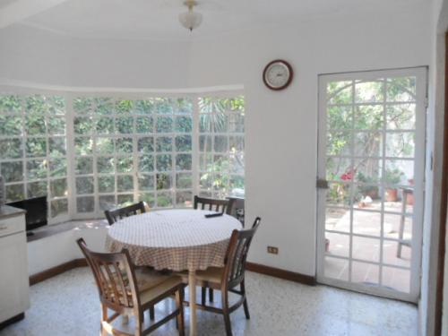 Casa en renta zona 10