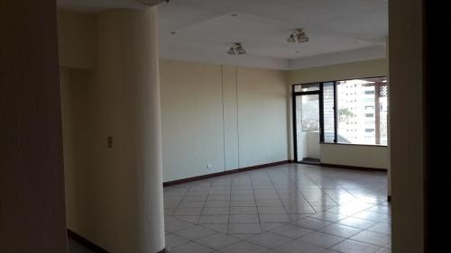 Apartamento en Lomas Altas 310m