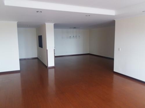 Alquilo Apartamento en Botticelli