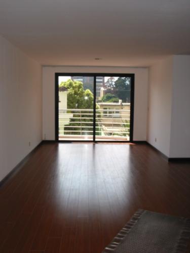 Apartamento en renta zona 14 Nivel Bajo