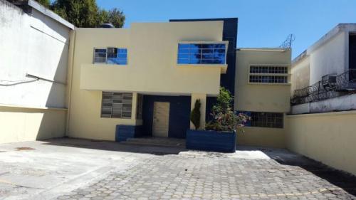 Rento Casa en Zona 9 Para Oficinas