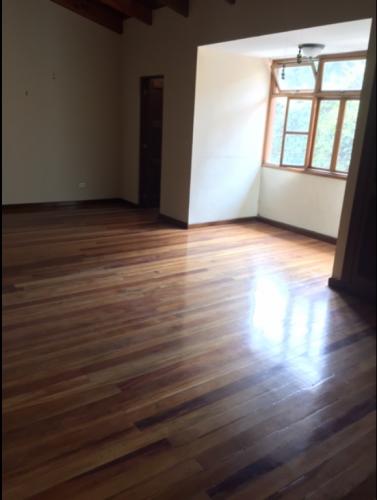 Vendo Casa en Zona 10