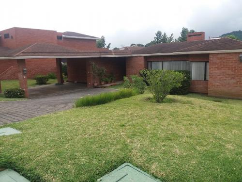 Vendo casa en Bosques de las luces