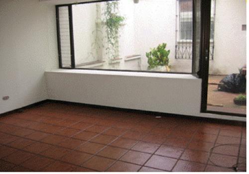 Townhouse en renta zona 14