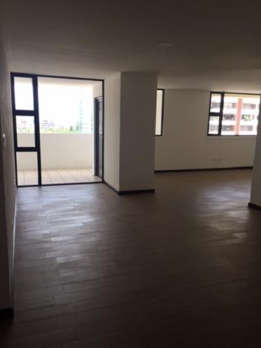 Vendo apartamento en zona 14