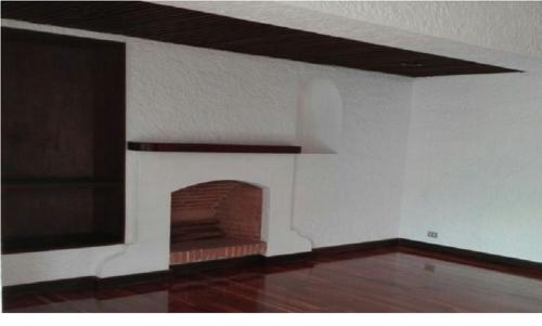 Apartamento en renta zona 15