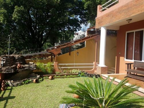 CITYMAX ANTIGUA VENDE CASA EN KM 20 INTERAMERICANA