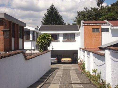 *ELEGANTE * COMODA * SEGURA * EN COLONIA RESIDENCIAL