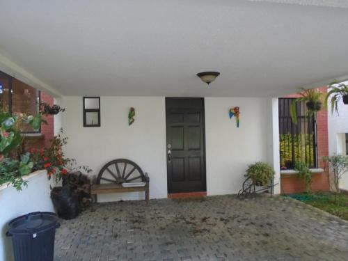 Casa en Venta en Residencial en San Lucas Sacatepequez