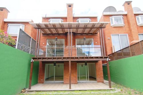 Casa en renta, Zona 10 Colonia Oakland