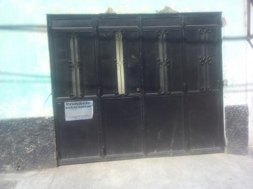 VENDO casa en zona 5 ciudad Guatemala