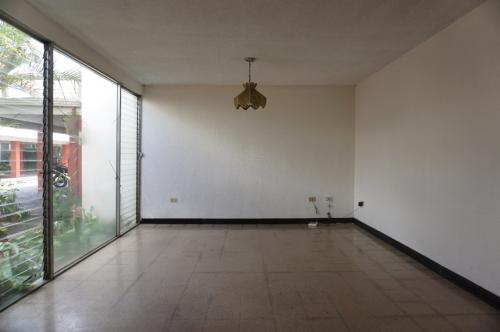 Casa en renta, Zona 14 La Villa