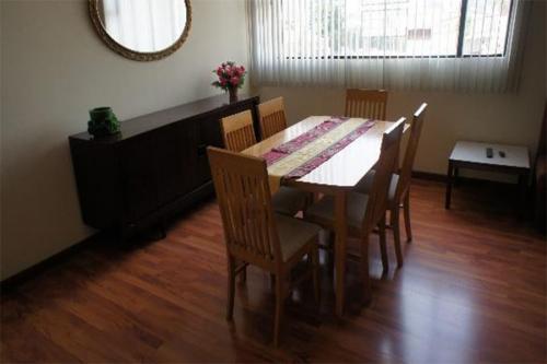 Apartamento amueblado, Zona 10