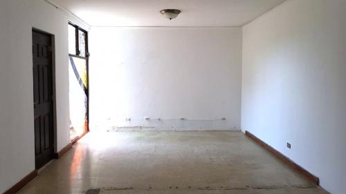 Casa en renta, Zona 15