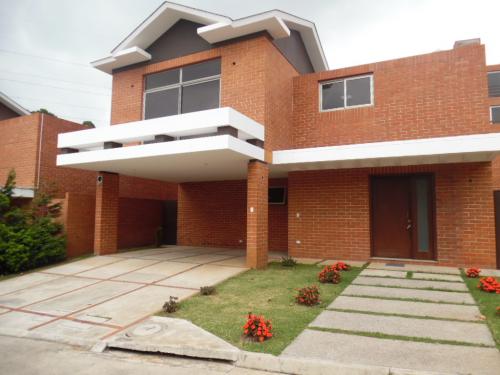 RESIDENCIA PREMIUM EN VENTA EN KM 16 C,S. SECTOR SAN ANTONIO