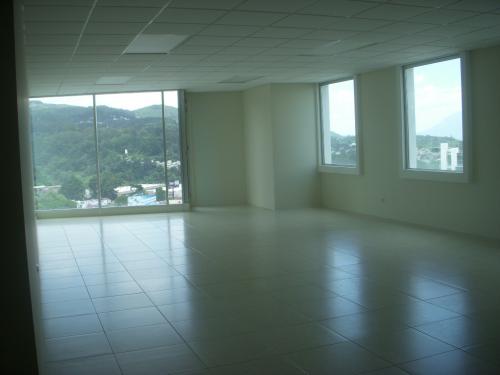 VENDO OFICINA, TORRE III, ZONA PRADERA