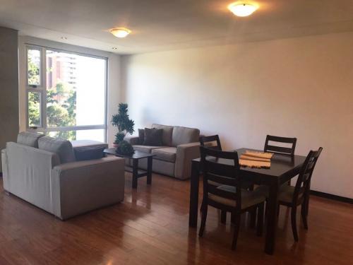 Apartamento amueblado, Zona 14