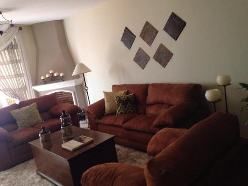 HERMOSA Y AMPLIA CASA CARRETERA A SAN LUCAS KLM 19.5