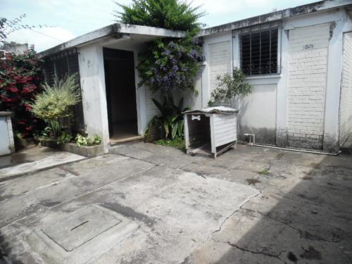 CASA EN RENTA EN NUEVA MONTSERRAT ZONA 3 DE MIXCO
