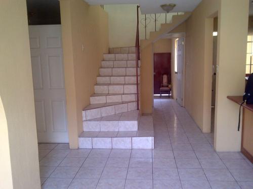 Ganga!!! Casa en venta en zona 17 en residencial