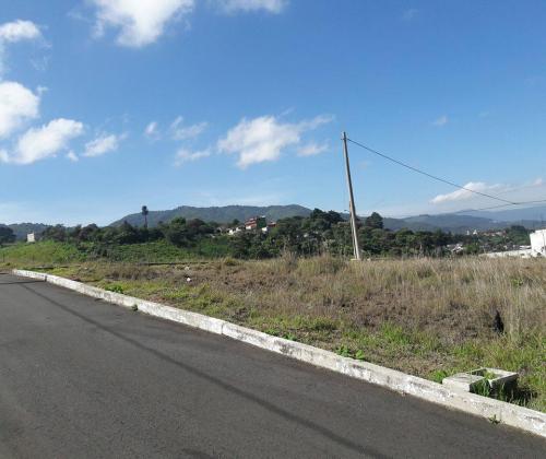 MUNDO INMOBILIARIO VENDE TERRENO RESIDENCIAL EN SANTA CATARINA PINULA