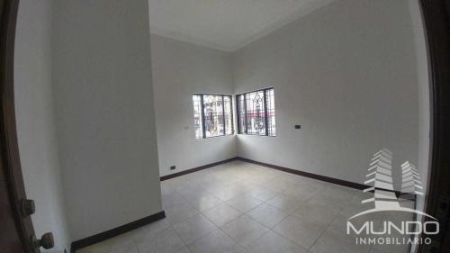 OFICINA EN RENTA EN ZONA 10 MUNDO INMOBILIARIO