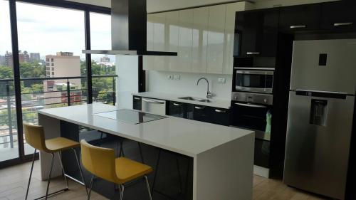 Apartamento amueblado, Zona 10